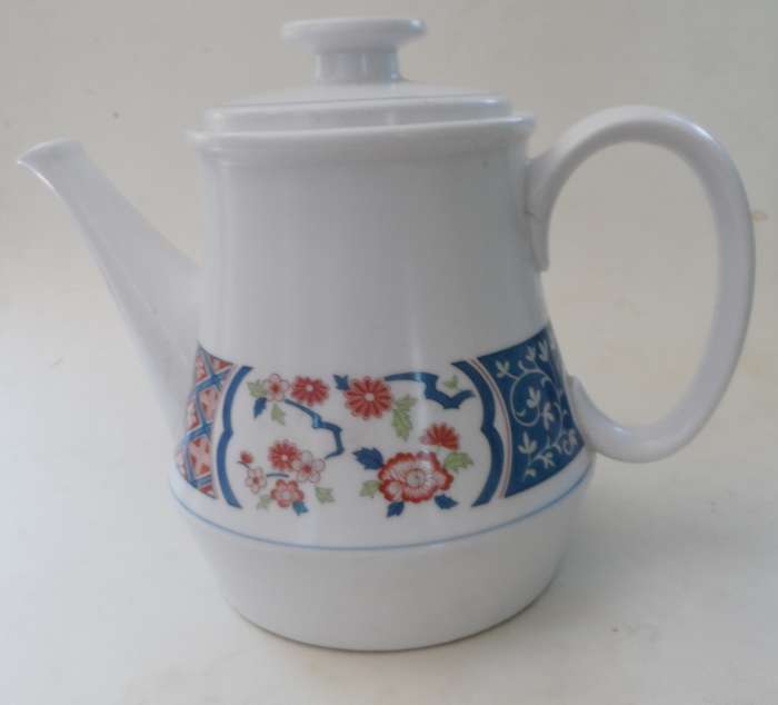 NORITAKE PROGRESSION CHINA ' MING GARDEN LIDDED TEA / COFFEE POT  No 9066.  REPLACEMENT ITEM