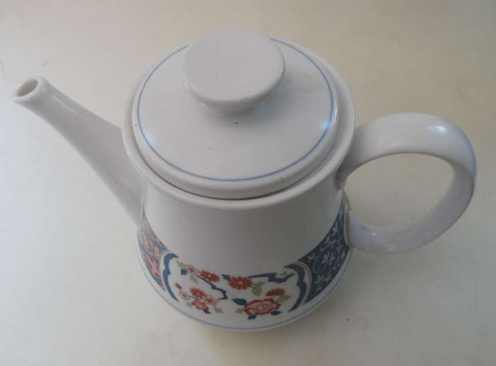 NORITAKE PROGRESSION CHINA ' MING GARDEN LIDDED TEA / COFFEE POT  No 9066.  REPLACEMENT ITEM