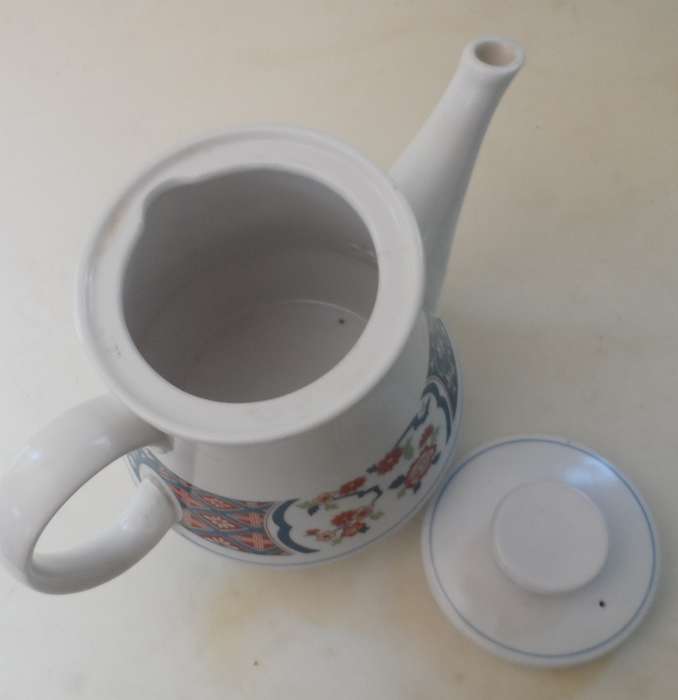 NORITAKE PROGRESSION CHINA ' MING GARDEN LIDDED TEA / COFFEE POT  No 9066.  REPLACEMENT ITEM