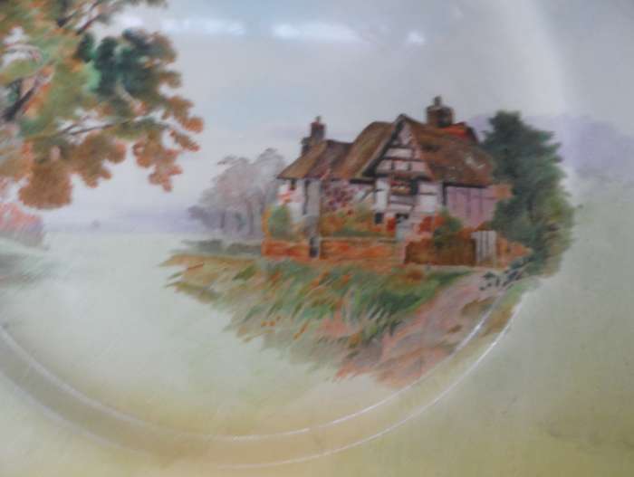 ROYAL DOULTON  CABINET / WALL DISPLAY PLATE '  ENGLISH COTTAGES  ' Design D4967