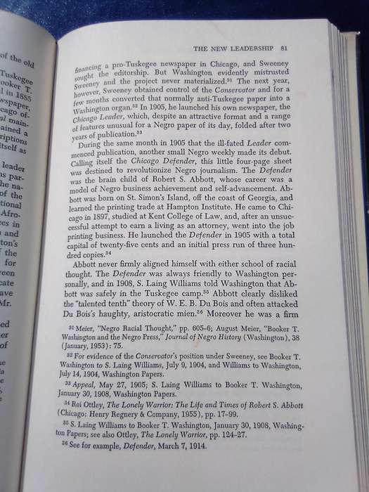 "Black Chicago". The Making of a Negro Ghetto 1890-1920". Hard cover.