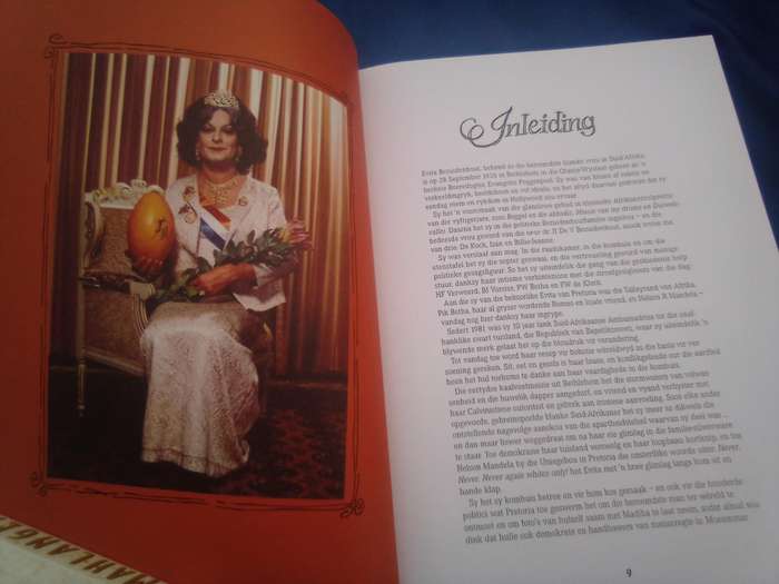 "Evita se Kossie Sikelela"  Evita Bezuidenhout.  Hard cover.