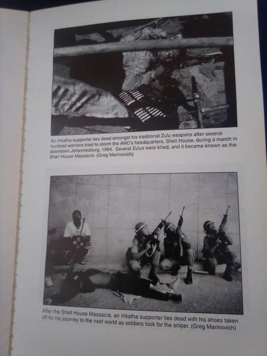 "The Bang Bang Club" Greg Marinovich and Joao Silva.  Soft cover.