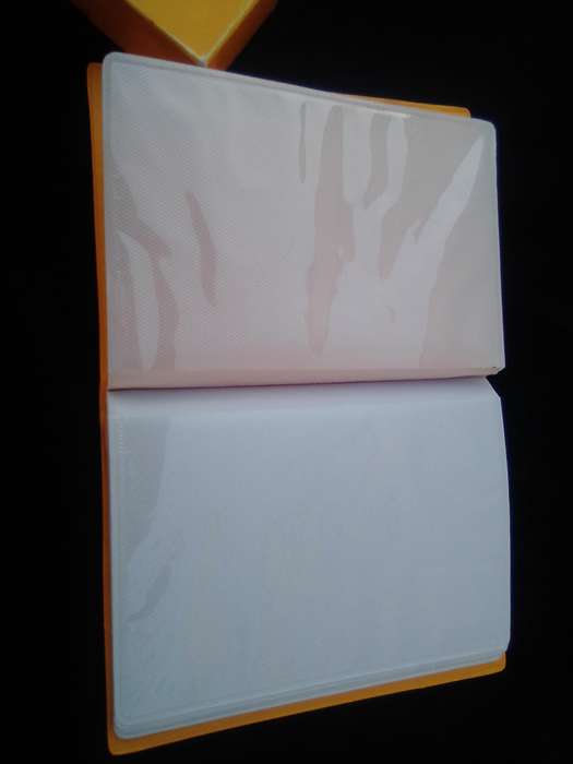 Kodak joblot.  2 photo albums and a handful of slides.