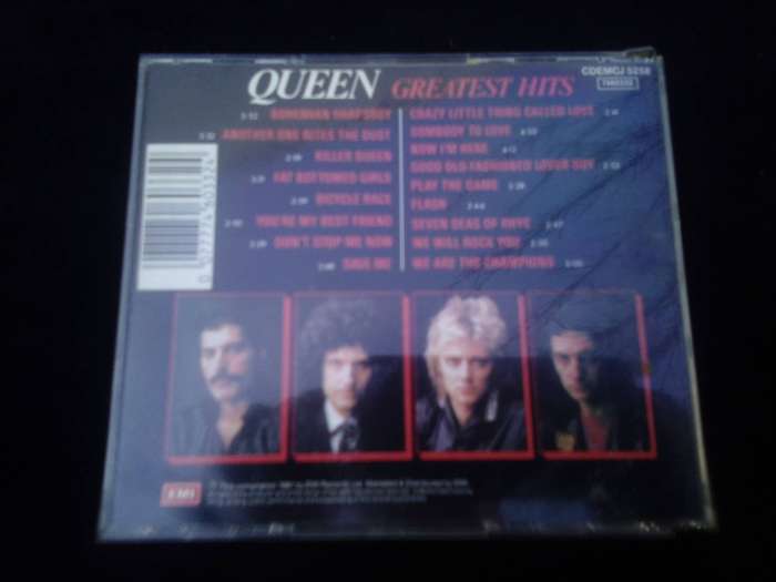 CD.  Queen.  Greatest Hits.