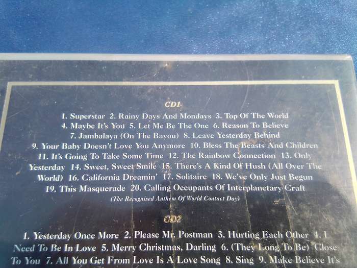 DVD Carpenters Gold.  Greatest Hits.  Anniversary Edition.  2'CD's and DVD.