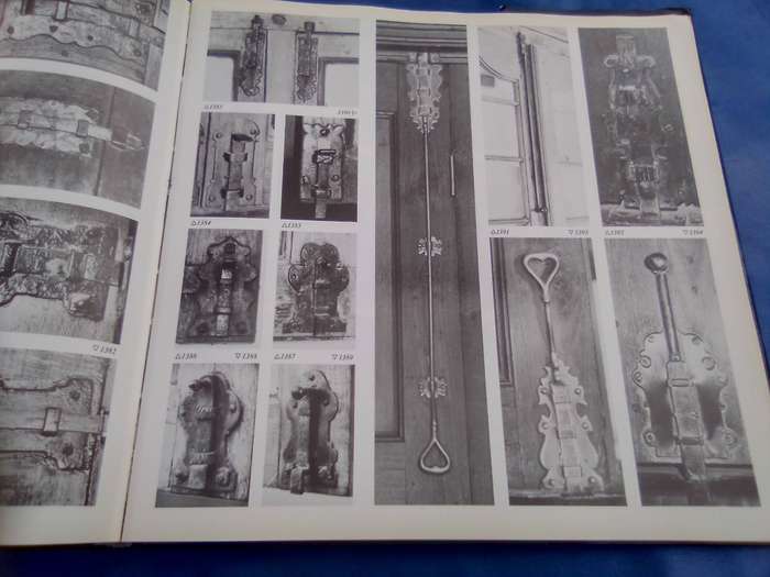 "The Cape House and its Interior' IHard cover.
