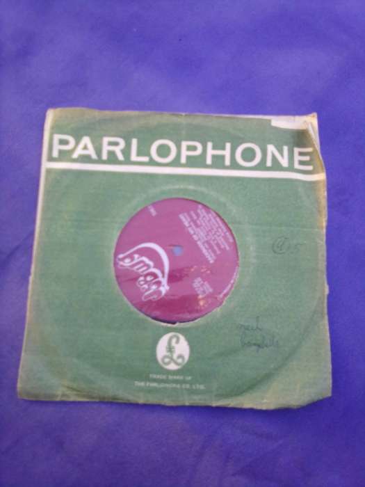 Vinyl 7` single. Rabbitt.  Share the loving things and Backdoor of my heart.  VG