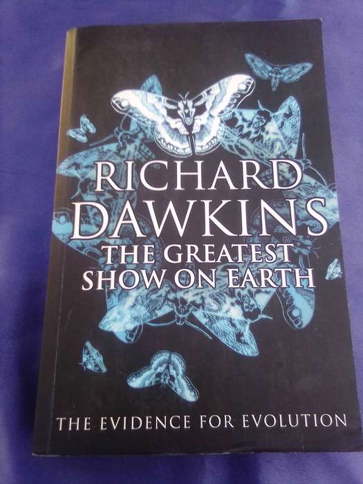 "The Greatest Show on Earth". Richard Dawkins.  Soft cover.