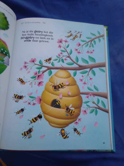 "Die mooiste fabels"  Hard cover.