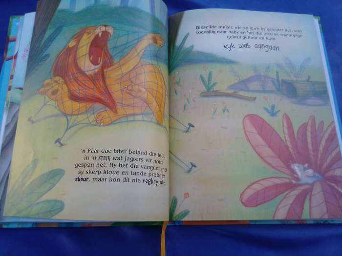 "Die mooiste fabels"  Hard cover.