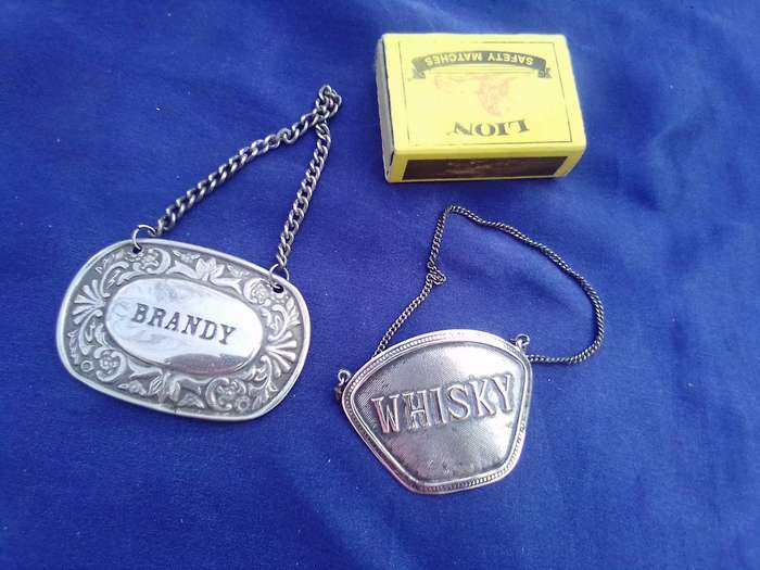 Pub/bar accessories joblot.