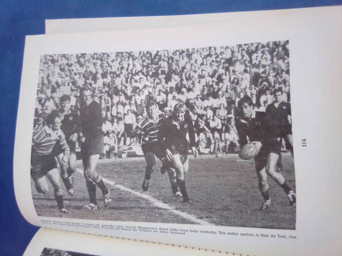 "Boland Rugby' Die Eerste Halfeeu. Soft cover.