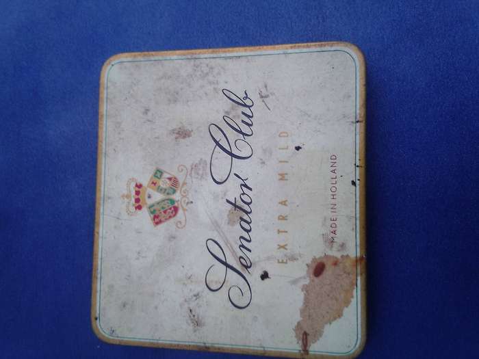 Cigarette tins joblot.