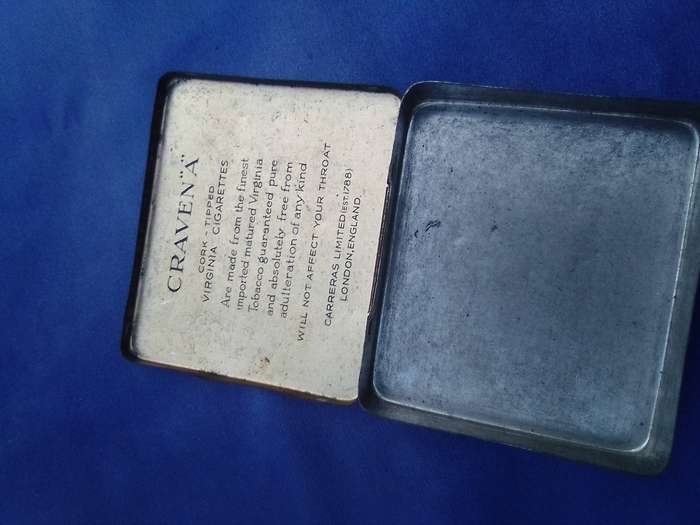 Cigarette tins joblot.