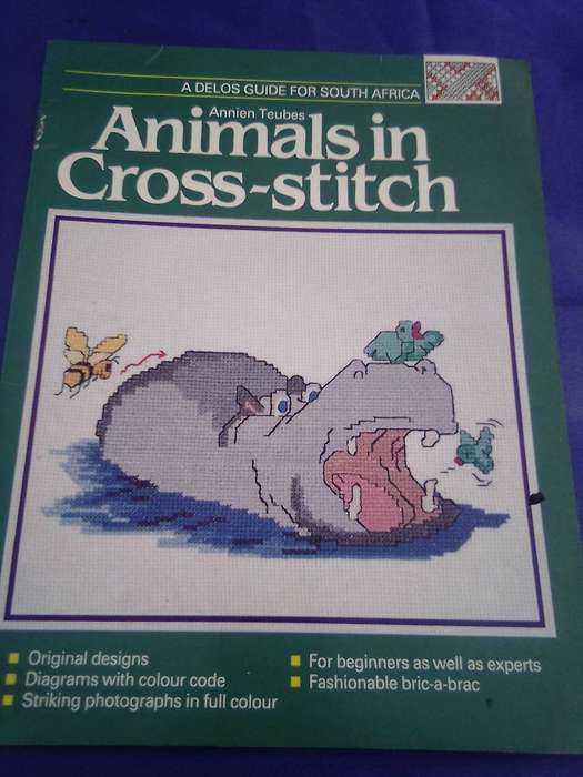 "Animals in Cross Stitch". Soft cover.