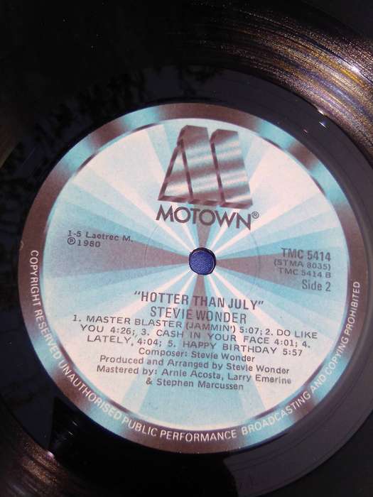 L.P.  Stevie Wonder.  Hotter Than July.  Cover: Very good. L.P.: Very good.