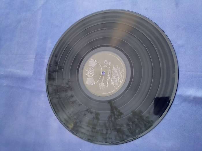 L.P. Vinyl Record.. Elton John. Madman Across the Water.    VG  VG