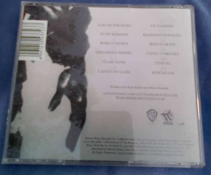 CD. Linkin Park.  Living Things.