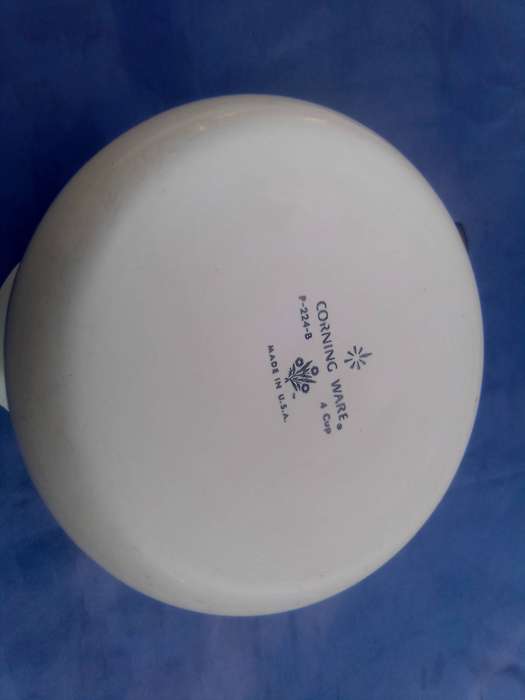 Corning Ware jug only.  4 cup.
