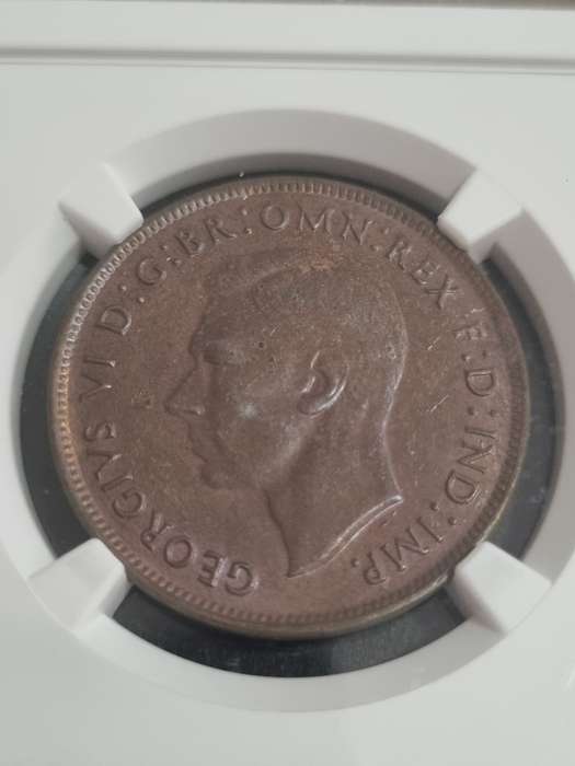 Australia: AU58BN  1943(M) 1 Penny) 1 Penny