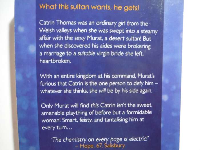 Mills & Boon : Seduced by the Sultan - Paperback - Sharon Kendrick