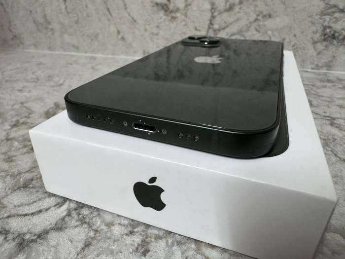 iPhone 13 128GB Green