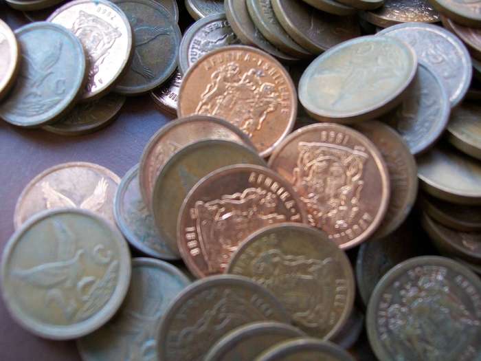 Over 1500 Third Decimal circulated 2 Cent coin lot (dates not checked)