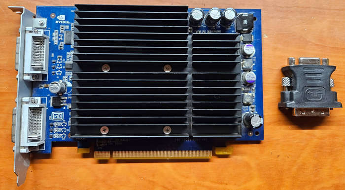 Nvidia Geforce 6600 256Mb Genuine Apple card.