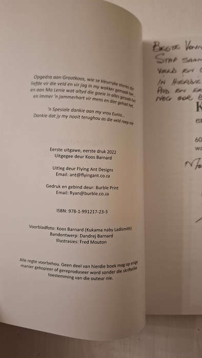 Kampvuur en kondensmelk: 60 jag- en veldverhale wat met jou hart praat  (Koos Barnard)