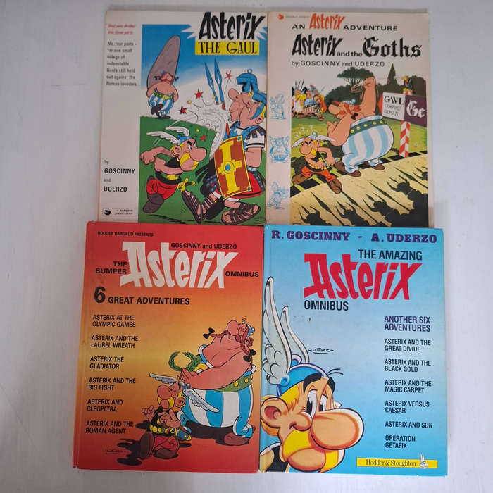 4 X  Asterix books