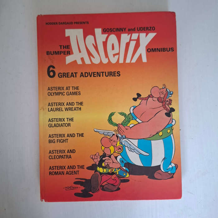 4 X  Asterix books