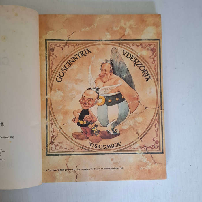 4 X  Asterix books