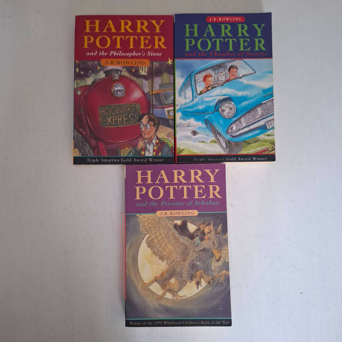 3 X  Harry Potter paperbacks