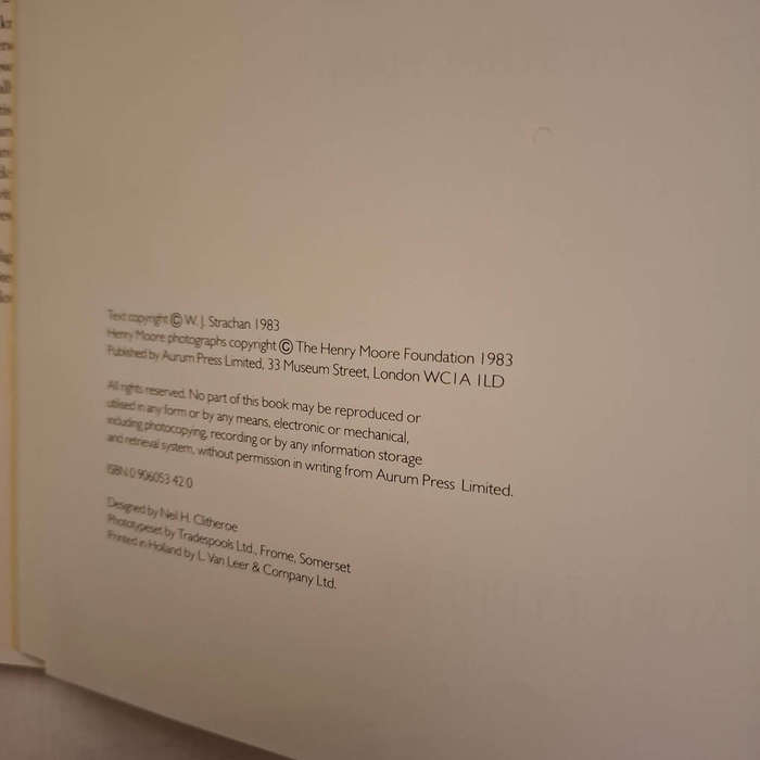 Henry Moore: Animals (W. J. Strachan)