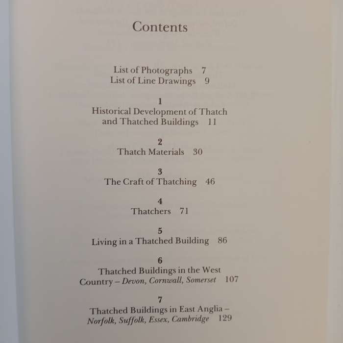 Thatching and Thatched Buildings - Michael Billett