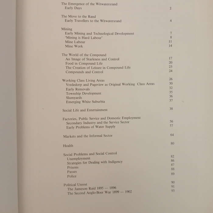 Johannesburg: Images and Continuities : A History of Working Class Life Through Pictures, 1885-1935