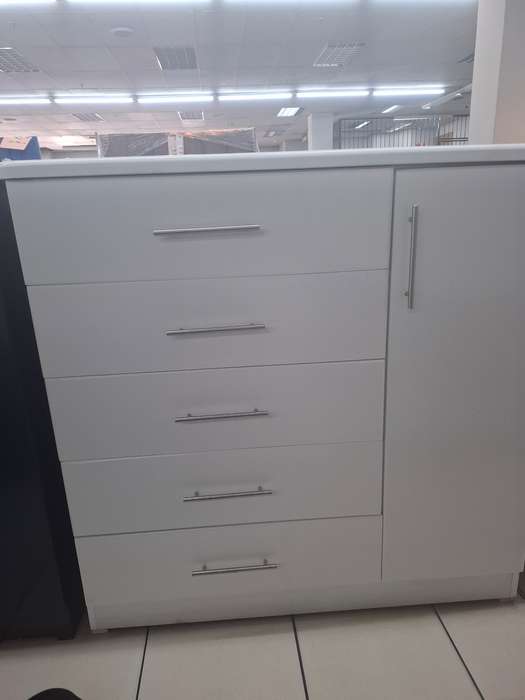 Chest Of Drawers - Black/White