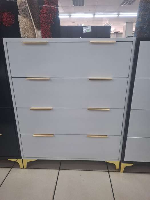 Black chest of drawers