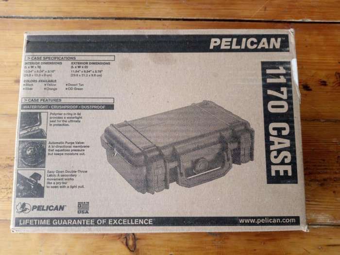 Pelican 1170 case with 8 foam insert for 8 folding knives