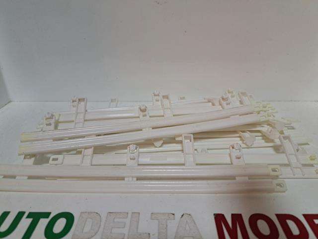 NINCO WHITE TRACK BARRIERS