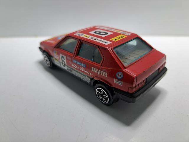 1:43 ALFA ROMEO 33