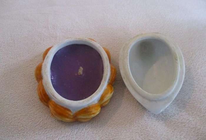 Three Elizabeth Arden collectables for one price