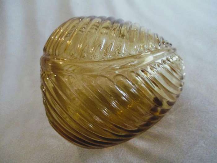 Vintage amber moulded glass vase with cabbage leaf pattern