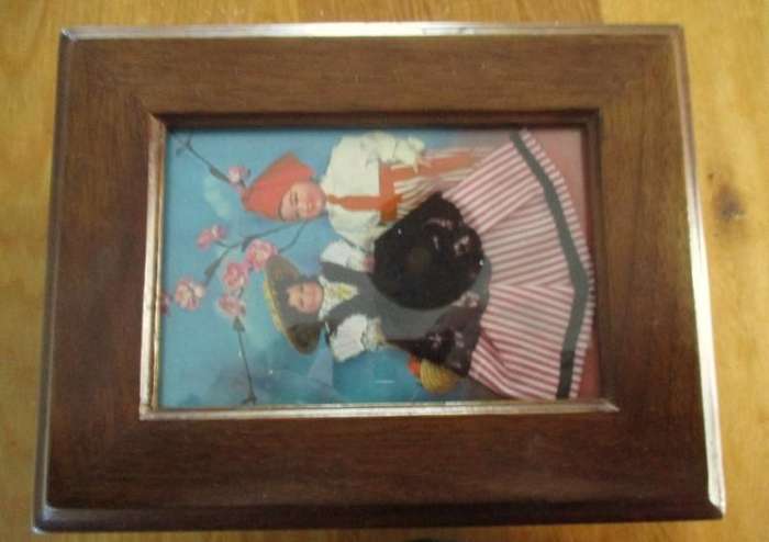 Large wooden box with photo frame function (two vintage postcards included)