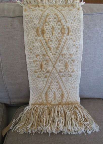 A special hand woven Mercado Artesanal, Peru wall hanging with certificate of authenticity