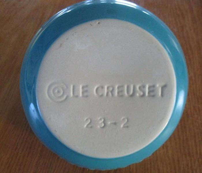 Le Creuset Ladle holder (Caribbean) - unused "as new" in box