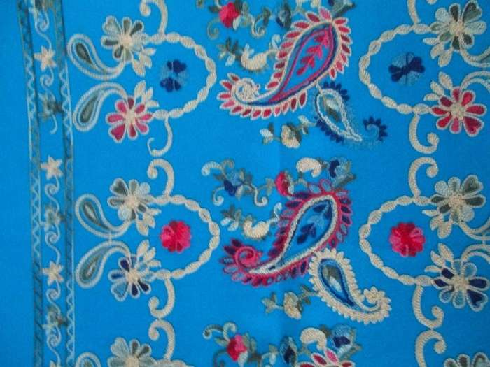 A special Cashmere shawl/throw - 100% Wool - beautifully embroidered and in "as new" condition
