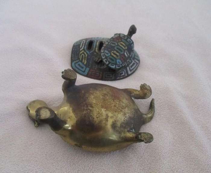 Antique Asian (Chinese) Enamel Bronze Turtles Incense Burner/Censer - high value