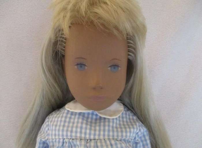 Rare Collector's doll - vintage 1960's/70's Sasha doll - Blonde Gingham Girl by Frido/Trendon